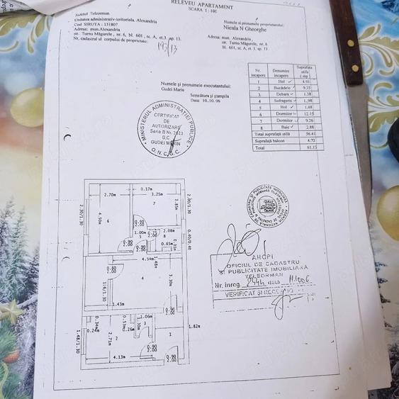 Apartament cu 3 camere semidecomandat în Exterior Vest