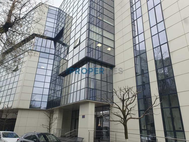 Birou, de 360 mp, în Muncii