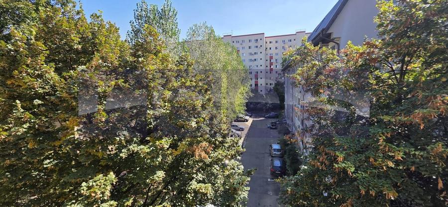 VANZARE  DUPLEX  2 CAMERE - APARATORII PATRIEI - 18