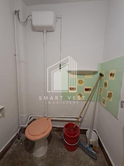 Apartament cu 4 camere în Micro 16