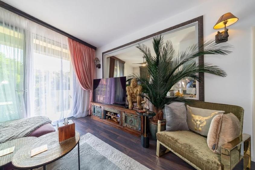 Apartament cu 2 camere semidecomandat, mobilat în Bartolomeu