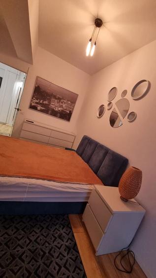 Apartament cu 2 camere semidecomandat, mobilat în Alba Iulia