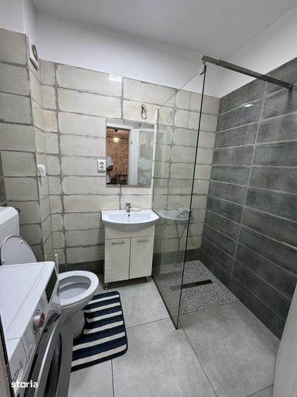Apartament cu 2 camere în Apărătorii Patriei