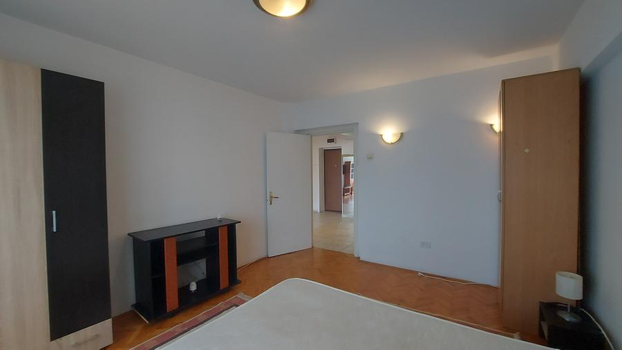 Apartament cu 2 camere decomandat în Unirii