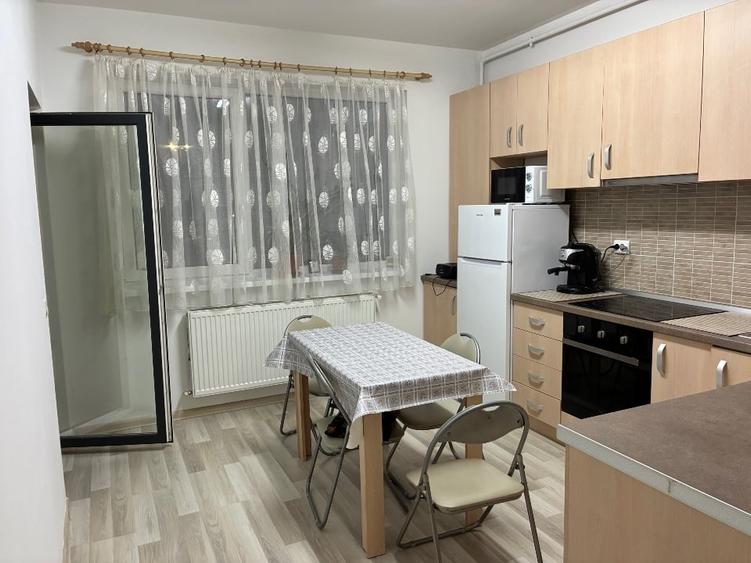 Apartament cu 2 camere circular, mobilat în Florești