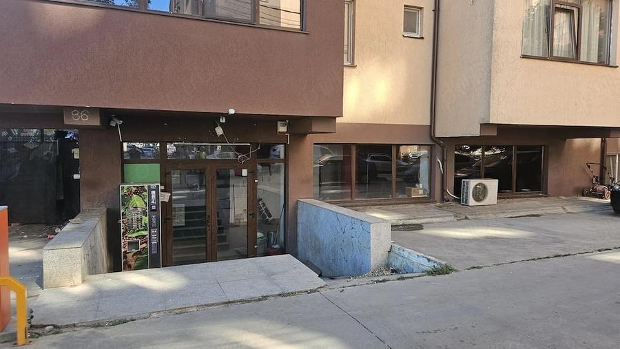 Spațiu comercial, de 60 mp, în Chiajna