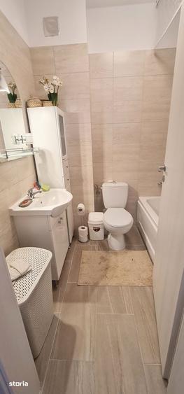 Apartament cu 2 camere decomandat în Colentina
