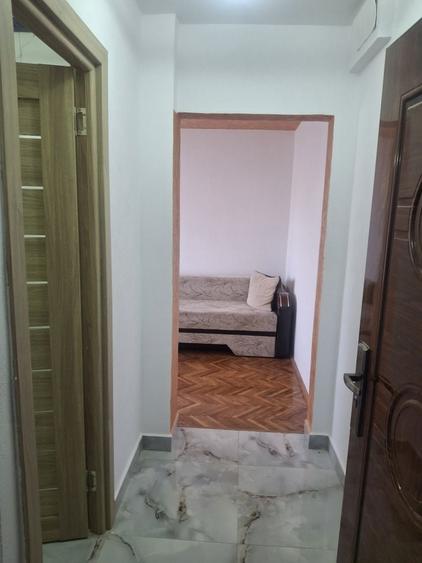 Apartament cu 2 camere nedecomandat în Finteușu Mare