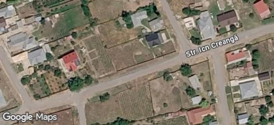 Teren de 2200 mp, în Central