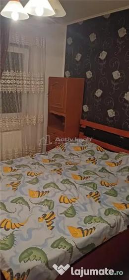 Apartament cu 4 camere decomandat în Bartolomeu