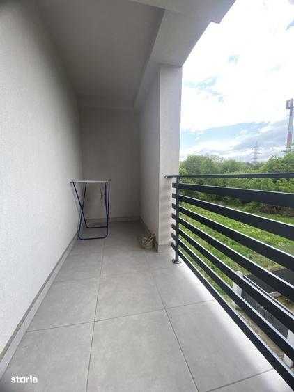 Apartament cu 3 camere, mobilat în Mioriței