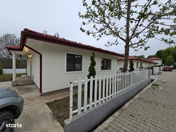 Casă cu 3 camere în Breazu
