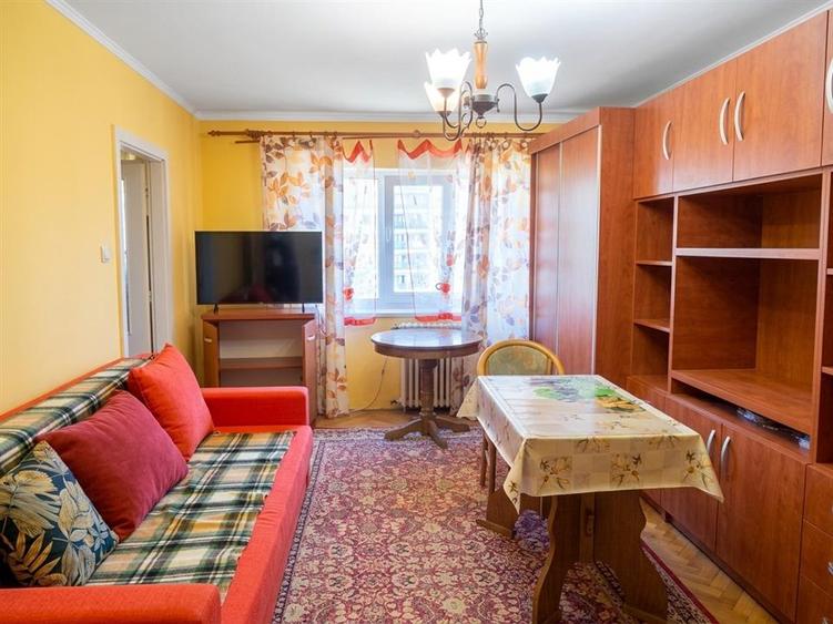 Apartament cu 2 camere decomandat în Nufărul