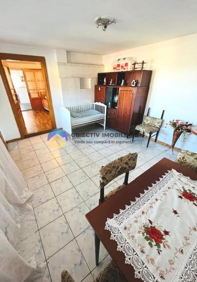 Casă cu 5 camere cu Teren 4262 Mp în Borlești