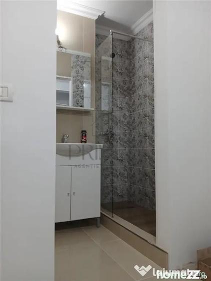 Apartament cu 2 camere decomandat în Dâmbovița
