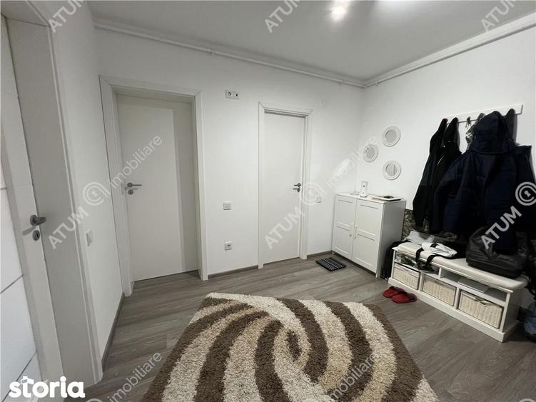 Apartament cu 2 camere decomandat, mobilat în Sud