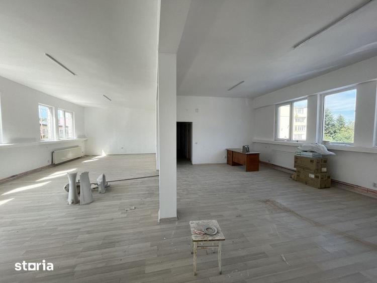 Spațiu comercial, de 125 mp, în Central