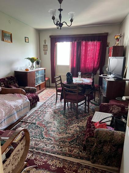 Apartament 2 camere decomandate, Ploiești Nord – de renovat - 1