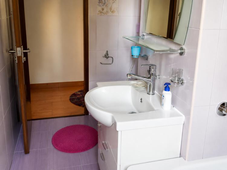 Apartament cu 2 camere decomandat în Brâncoveanu