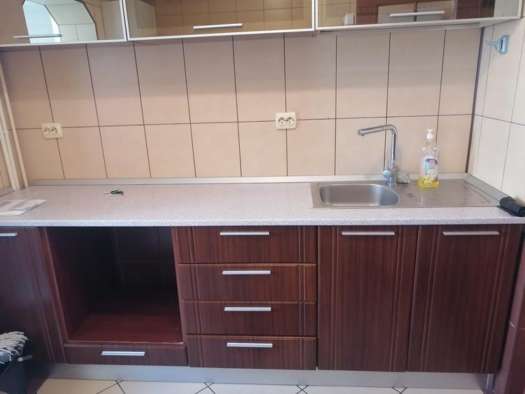 Apartament cu 2 camere decomandat în Viile