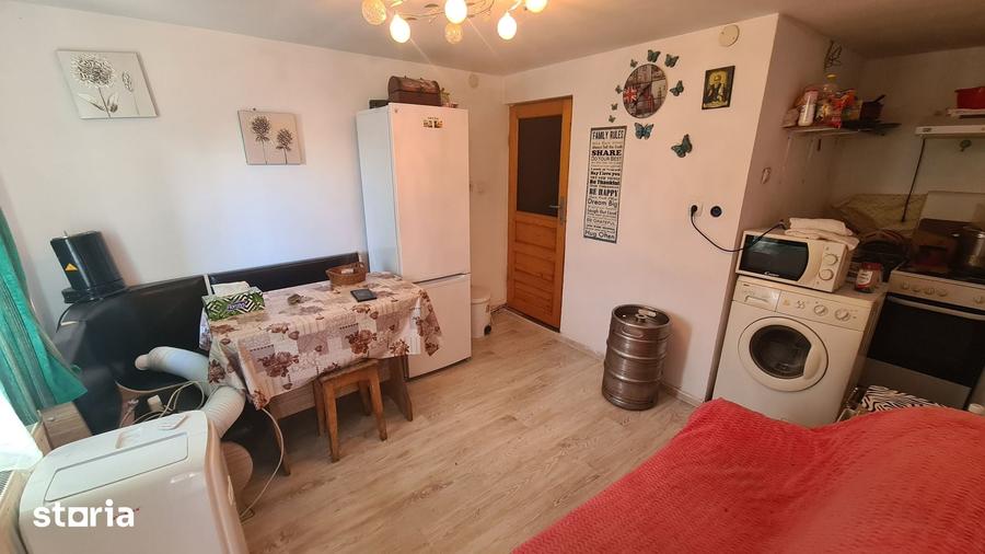 Casă cu 2 camere cu Teren 257 Mp în Central
