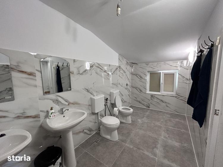 Spațiu comercial, de 140 mp, în Subcetate