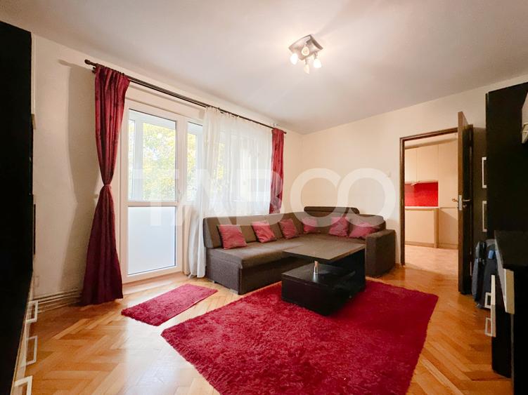 Apartament cu 3 camere semidecomandat, mobilat în Gheorgheni