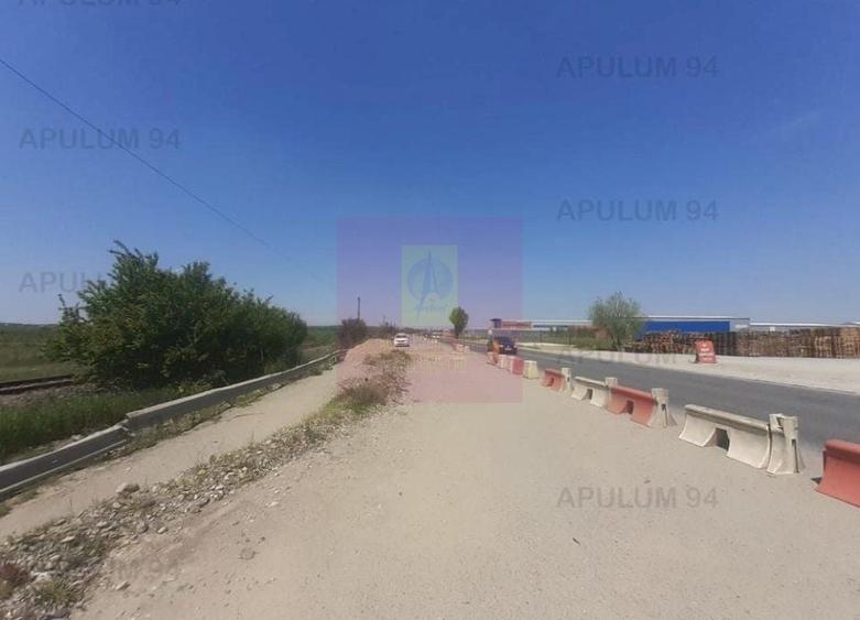 Teren Construcții intravilan de 29000 mp, în Est