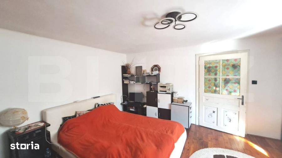 Casă cu 5 camere cu Teren 1350 Mp în Hălchiu