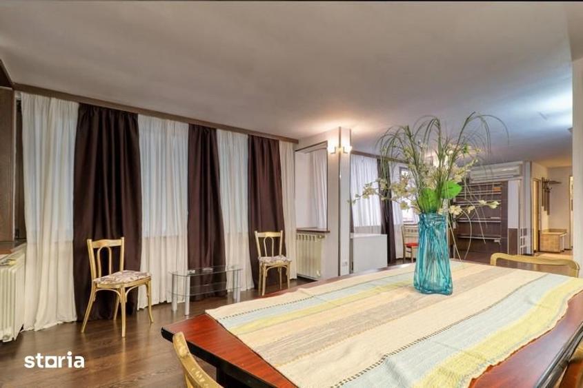 Apartament cu 5 camere decomandat în Grivița