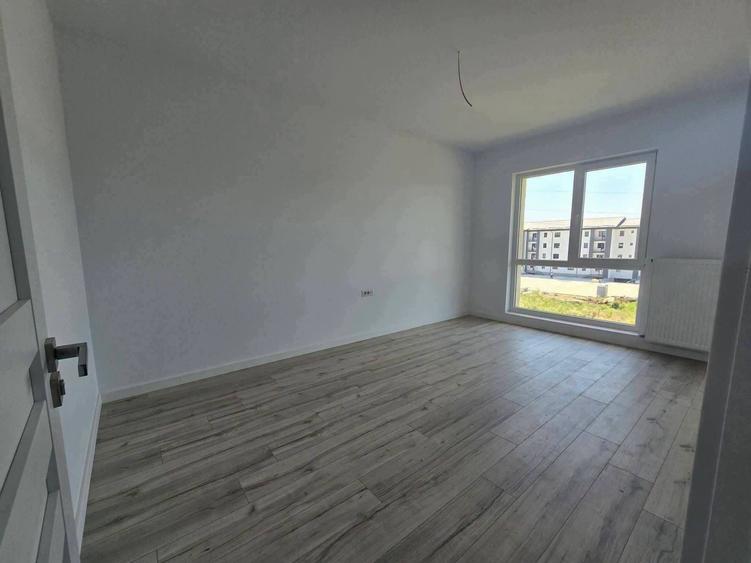 Apartament cu 2 camere decomandat în Dobroești