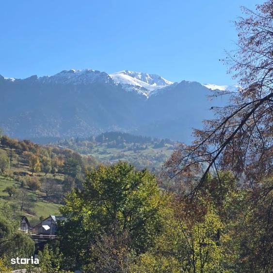 Casă cu 7 camere cu Teren 1350 Mp în Bran