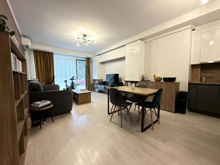 Apartament cu 2 camere semidecomandat, mobilat în Dumbrăvița