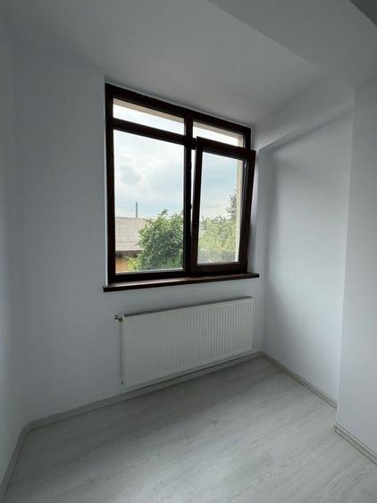 Apartament cu 3 camere în Burdujeni