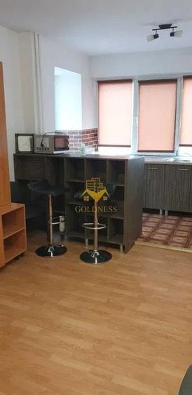 Apartament cu 2 camere semidecomandat, mobilat în Zorilor