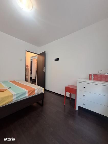 Apartament cu 3 camere decomandat în Crângași — fotografia 1