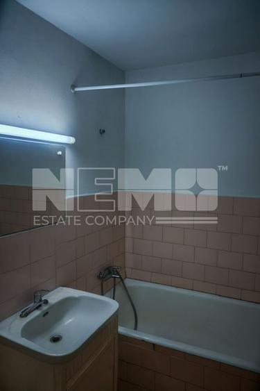 Apartament cu 3 camere decomandat, mobilat în Central