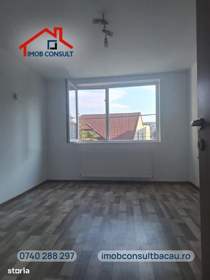 Apartament cu 2 camere decomandat în Banca Națională