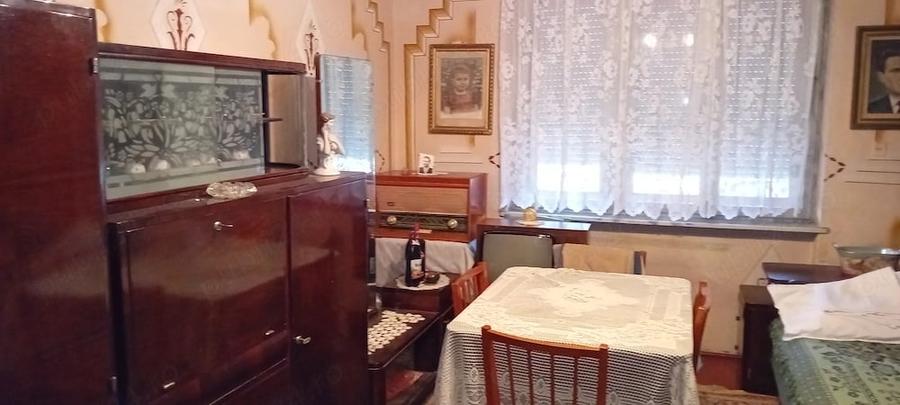 Apartament cu 2 camere decomandat în Topleț