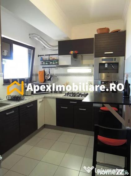 Apartament cu 3 camere decomandat, mobilat în Baba Novac