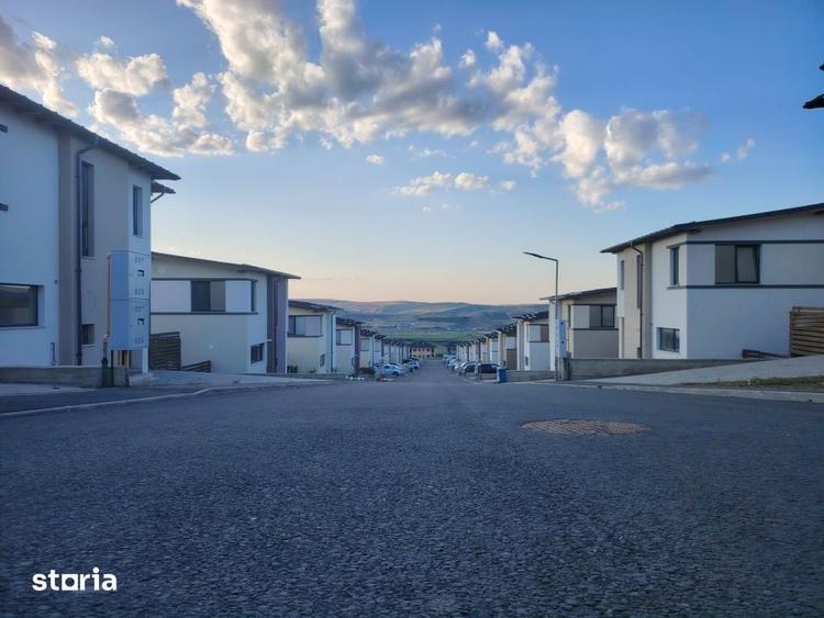 Casa in Dezmir spatiu pentru familie, liniste pentru munca de acas - 8
