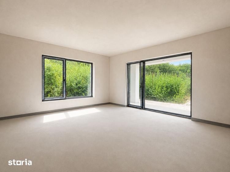Casă cu 4 camere decomandat cu Teren 400 Mp în Luna