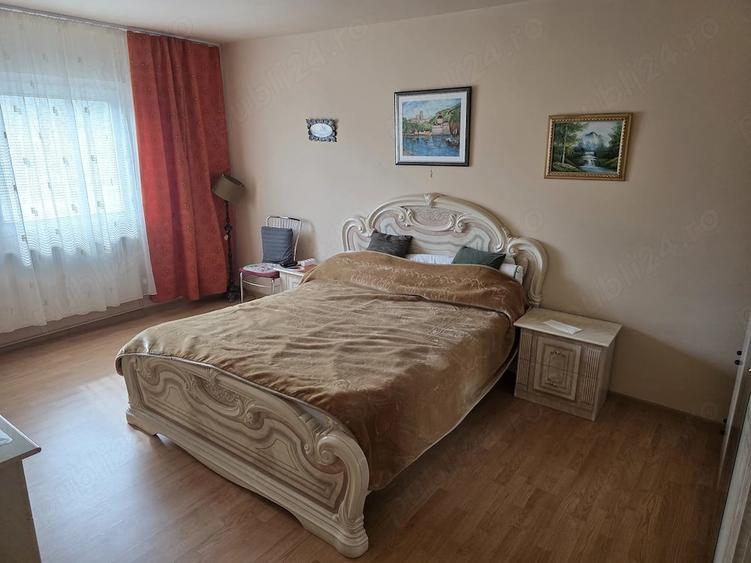 Apartament cu 3 camere decomandat în Micălaca