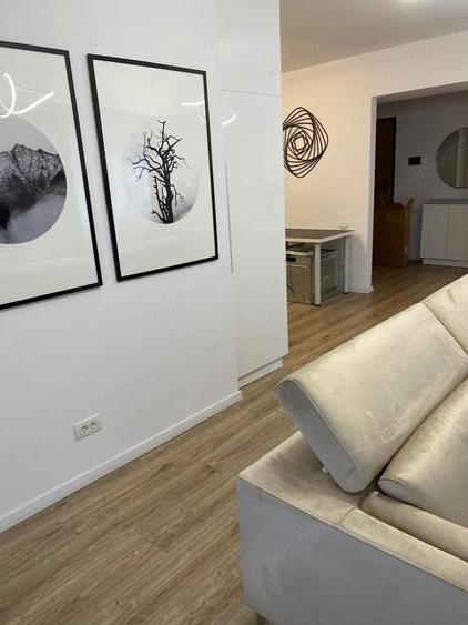 Apartament cu 2 camere semidecomandat în Sud