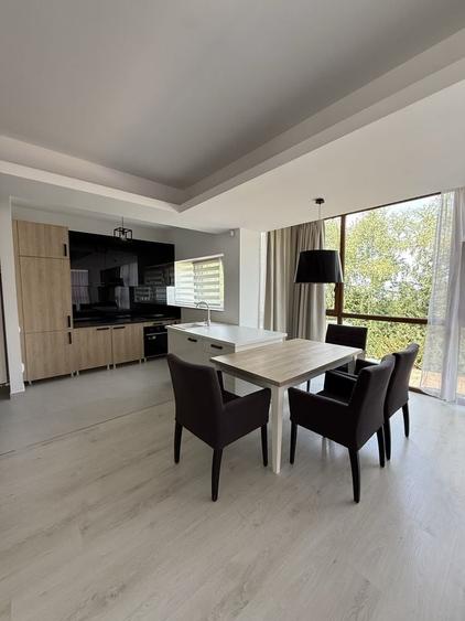 Apartament cu 3 camere în Casele Micești