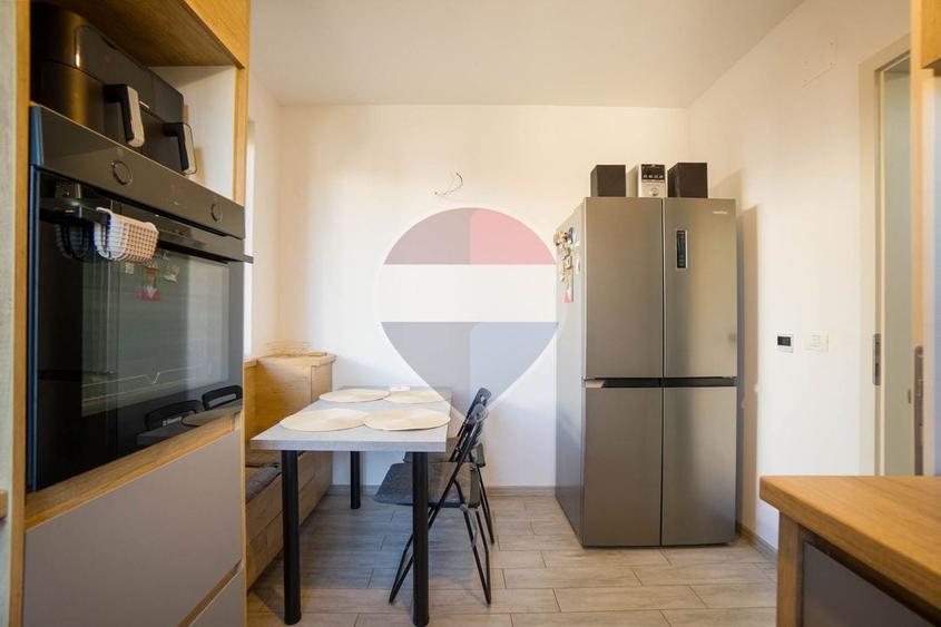 Casă individuală cu 4 camere cu Teren 476 Mp în Prejmer