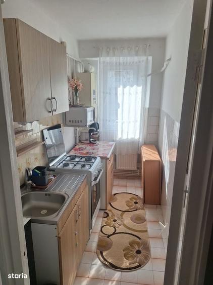 Apartament cu 2 camere în Viziru 3