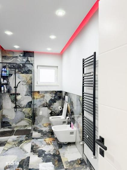 Casă cu 5 camere cu Teren 207 Mp în Central