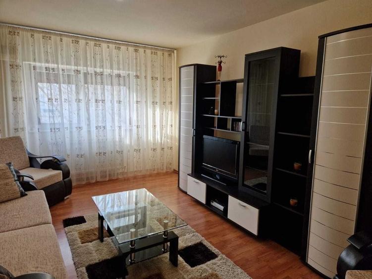 Apartament cu 2 camere decomandat, mobilat în Viziru 1