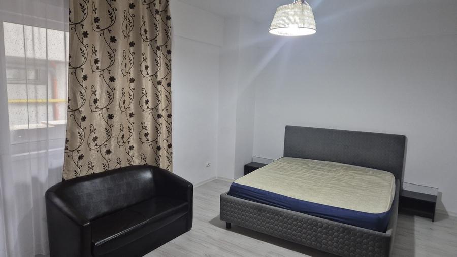 Garsonieră decomandată în Valea Lupului